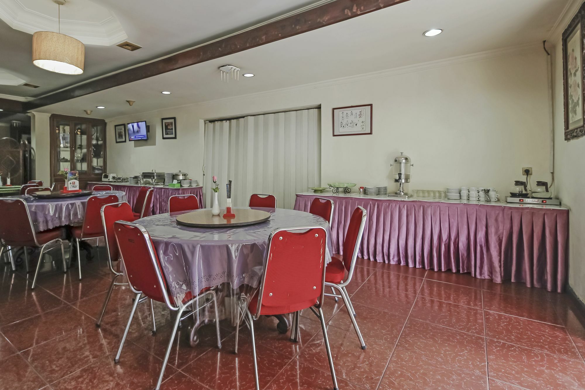 Oyo 108 Hotel Surya Jakarta Exterior photo